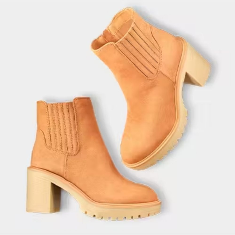 Universal Thread Women's Katrina Platform Boots - image 1